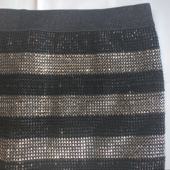 Metallic Silver & Black NWT Bodycon Mini - Picture 3 of 14